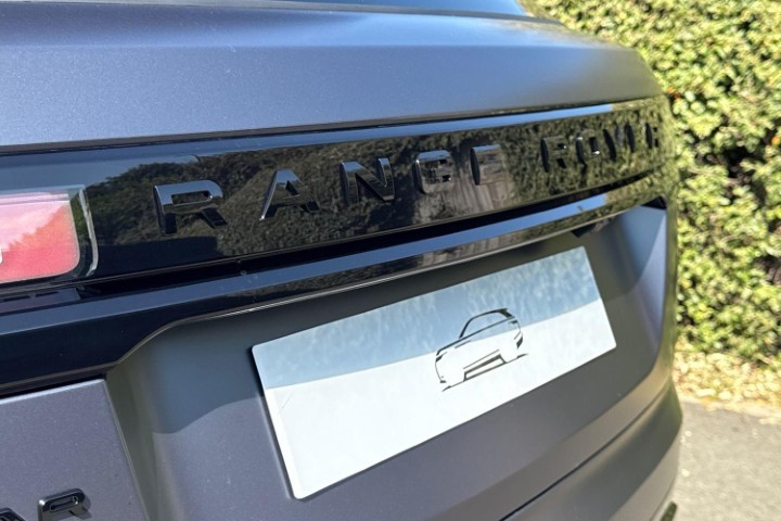  LAND ROVER RANGE ROVER VELAR 3.0 D300 MHEV Belgravia Edition Satin 5dr Auto 5634968