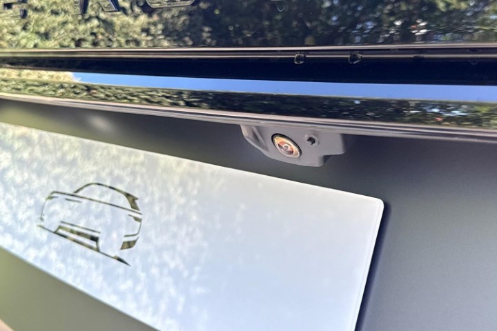  LAND ROVER RANGE ROVER VELAR 3.0 D300 MHEV Belgravia Edition Satin 5dr Auto 5634964