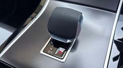 LAND ROVER RANGE ROVER VELAR 3.0 D300 MHEV Belgravia Edition Satin 5dr Auto 5634934