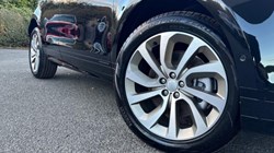 LAND ROVER RANGE ROVER EVOQUE 2.0 D200 Hoxton Edition 5dr Auto 5972688