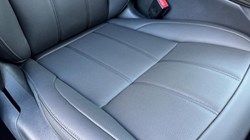 LAND ROVER RANGE ROVER EVOQUE 2.0 D200 Hoxton Edition 5dr Auto 5972668