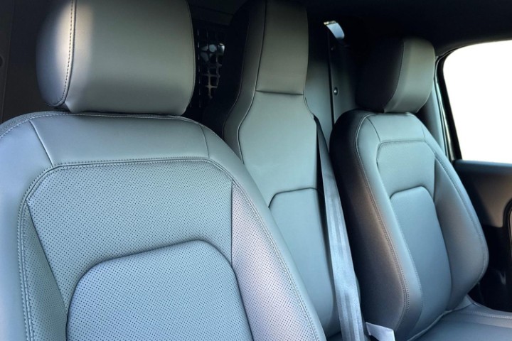 LAND ROVER DEFENDER 3.0 D250 Hard Top S Auto [3 Seat] 5972563