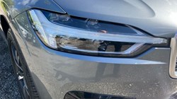 2019 (19) VOLVO XC60 2.0 B4D R DESIGN 5dr AWD Geartronic 3489926