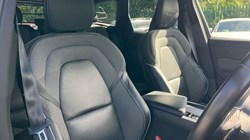 2019 (19) VOLVO XC60 2.0 B4D R DESIGN 5dr AWD Geartronic 3489903