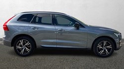 2019 (19) VOLVO XC60 2.0 B4D R DESIGN 5dr AWD Geartronic 3489892