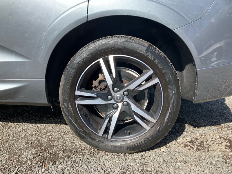 2019 (19) VOLVO XC60 2.0 B4D R DESIGN 5dr AWD Geartronic 3489895