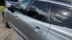 2019 (19) VOLVO XC60 2.0 B4D R DESIGN 5dr AWD Geartronic 3489924