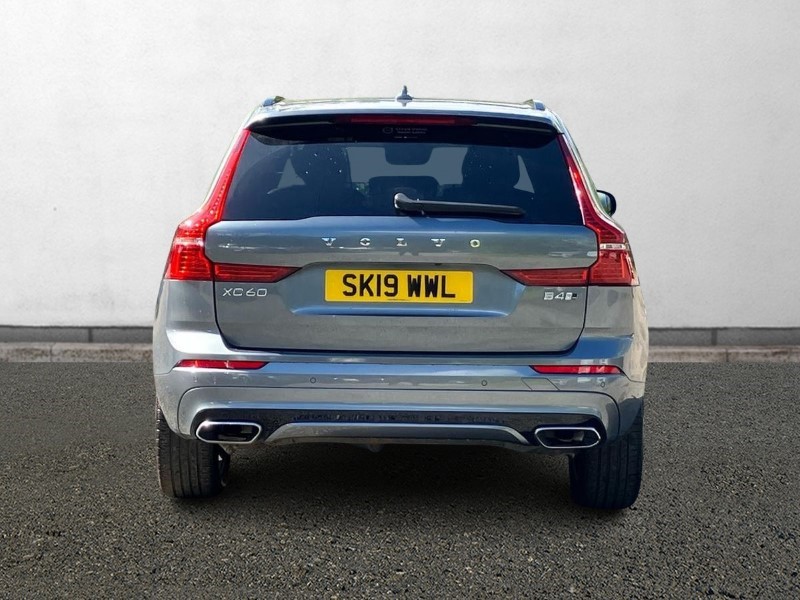 2019 (19) VOLVO XC60 2.0 B4D R DESIGN 5dr AWD Geartronic 3489893