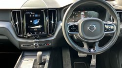 2019 (19) VOLVO XC60 2.0 B4D R DESIGN 5dr AWD Geartronic 3489908