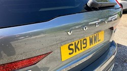 2019 (19) VOLVO XC60 2.0 B4D R DESIGN 5dr AWD Geartronic 3489931