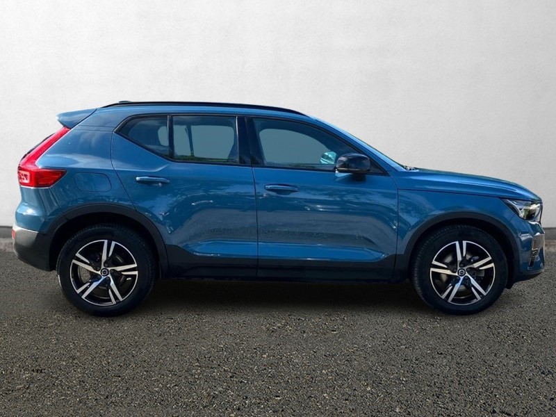 2023 (73) VOLVO XC40 2.0 B3P Plus Dark 5dr Auto*VAT QUALIFYING* 3354514