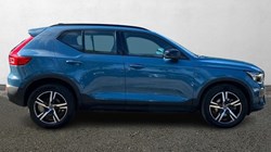 2023 (73) VOLVO XC40 2.0 B3P Plus Dark 5dr Auto*VAT QUALIFYING* 3354514