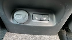 2023 (73) VOLVO XC40 2.0 B3P Plus Dark 5dr Auto*VAT QUALIFYING* 3354551