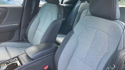 2023 (73) VOLVO XC40 2.0 B3P Plus Dark 5dr Auto*VAT QUALIFYING* 3354539