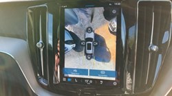 2023 (73) VOLVO XC60 2.0 B5P Plus Dark 5dr AWD Geartronic 3505580