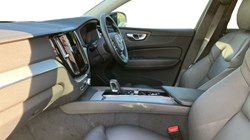 2023 (73) VOLVO XC60 2.0 B5P Plus Dark 5dr AWD Geartronic 3505559