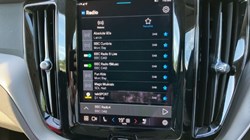 2023 (73) VOLVO XC60 2.0 B5P Plus Dark 5dr AWD Geartronic 3505581