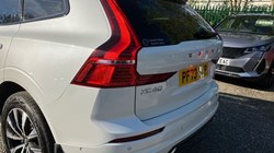 2023 (73) VOLVO XC60 2.0 B5P Plus Dark 5dr AWD Geartronic 3505598