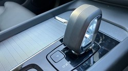 2023 (73) VOLVO XC60 2.0 B5P Plus Dark 5dr AWD Geartronic 3505585