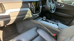 2023 (73) VOLVO XC60 2.0 B5P Plus Dark 5dr AWD Geartronic 3505589