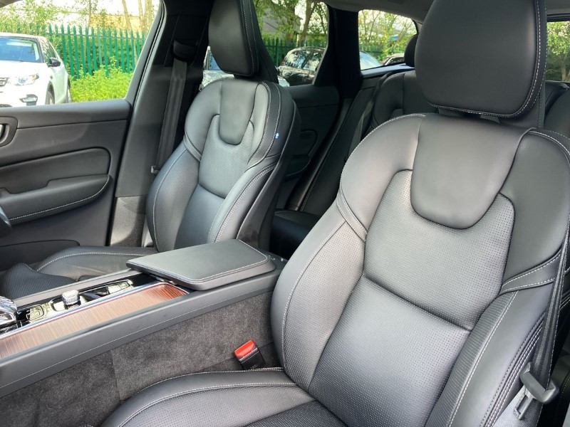 2023 (73) VOLVO XC60 2.0 T8 [455] RC PHEV Ultimate Dark 5dr AWD Gtron *VAT QUALIFYING* 3434113