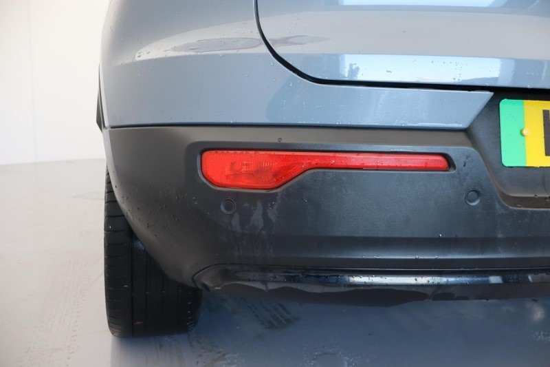 2021 (21) VOLVO XC40 P8 Recharge 300kW 78kWh First Edition 5dr AWD Auto 3807484