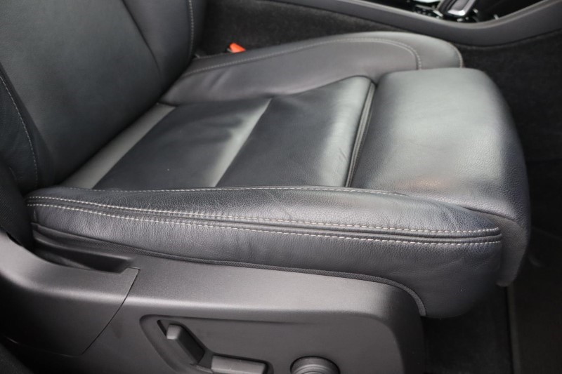 2021 (21) VOLVO XC40 P8 Recharge 300kW 78kWh First Edition 5dr AWD Auto 3807506