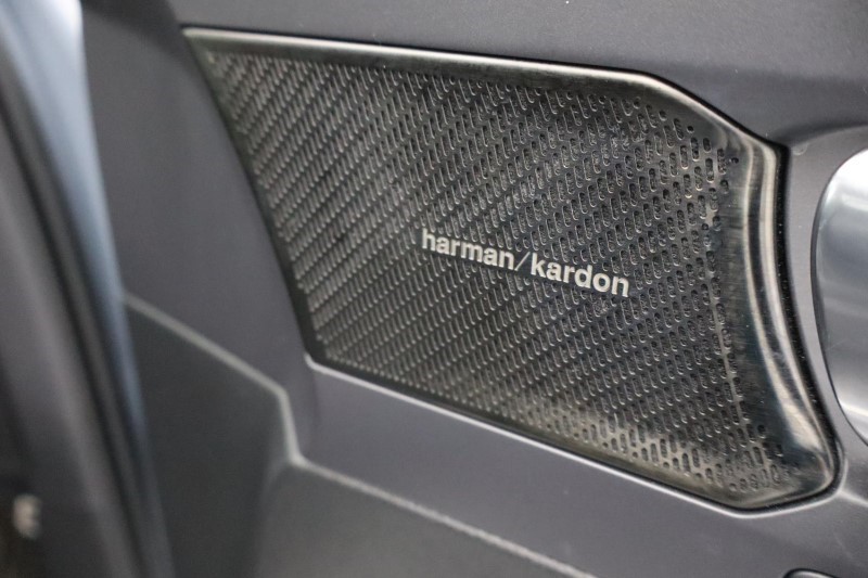 2021 (21) VOLVO XC40 P8 Recharge 300kW 78kWh First Edition 5dr AWD Auto 3807502