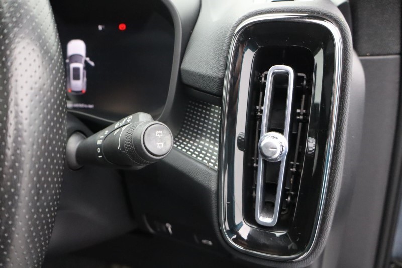 2021 (21) VOLVO XC40 P8 Recharge 300kW 78kWh First Edition 5dr AWD Auto 3807508