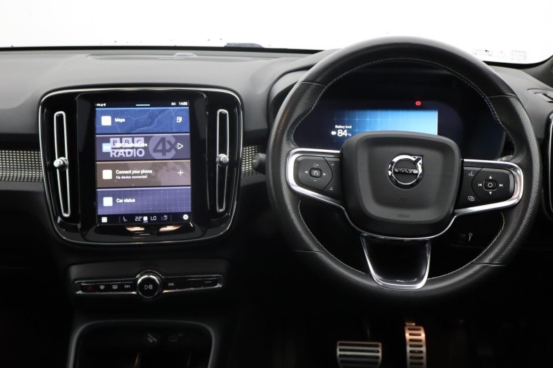 2021 (21) VOLVO XC40 P8 Recharge 300kW 78kWh First Edition 5dr AWD Auto 3807526