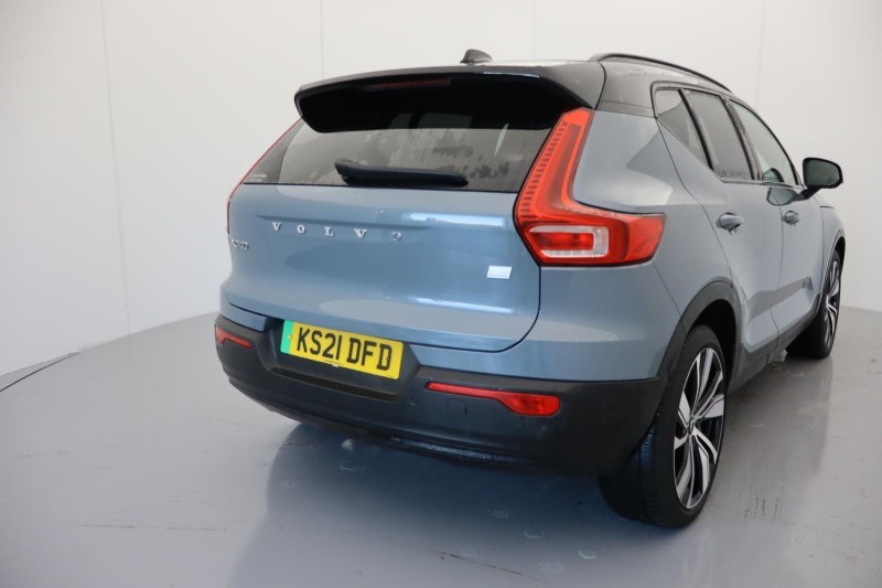 2021 (21) VOLVO XC40 P8 Recharge 300kW 78kWh First Edition 5dr AWD Auto 3807481