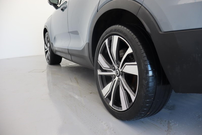 2021 (21) VOLVO XC40 P8 Recharge 300kW 78kWh First Edition 5dr AWD Auto 3807487