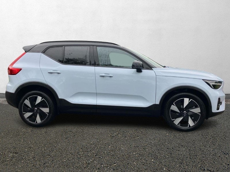 2024 (24) VOLVO XC40 300kW Recharge Twin Plus 82kWh 5dr AWD Auto 3450609