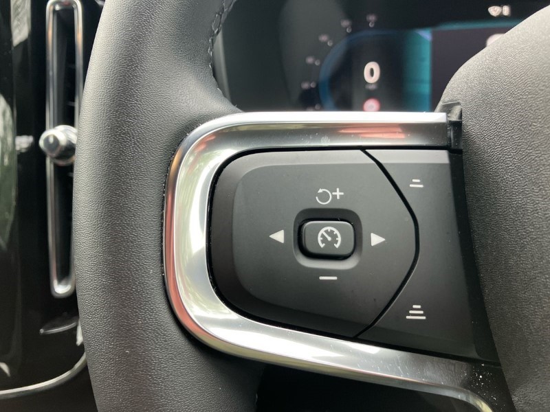 2024 (24) VOLVO XC40 300kW Recharge Twin Plus 82kWh 5dr AWD Auto 3450622