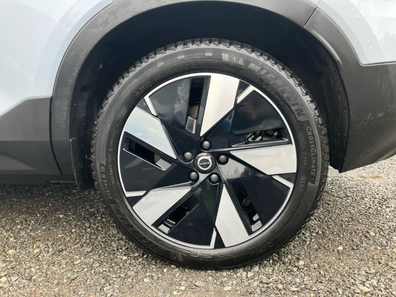 2024 (24) VOLVO XC40 300kW Recharge Twin Plus 82kWh 5dr AWD Auto 3450612