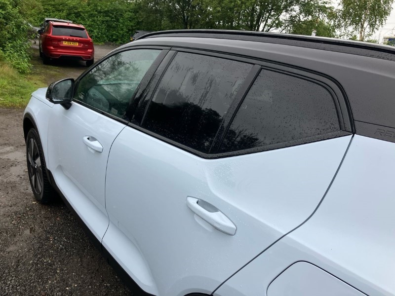 2024 (24) VOLVO XC40 300kW Recharge Twin Plus 82kWh 5dr AWD Auto 3450640