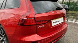 2021 (71) VOLVO V60 2.0 T6 Recharge PHEV R DESIGN 5dr AWD Auto 3055408