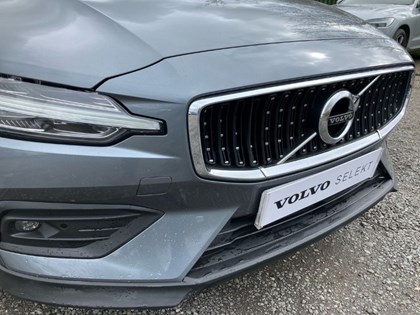 2019 (19) VOLVO V60 2.0 D4 [190] Cross Country 5dr AWD Auto