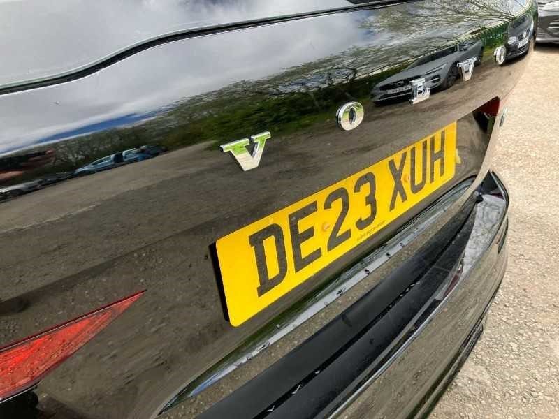 2023 (23) VOLVO XC60 2.0 B4P Plus Dark 5dr Geartronic 3409817