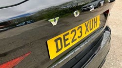 2023 (23) VOLVO XC60 2.0 B4P Plus Dark 5dr Geartronic 3409817