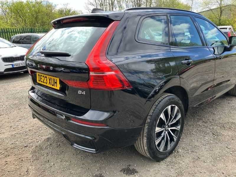 2023 (23) VOLVO XC60 2.0 B4P Plus Dark 5dr Geartronic 3409816