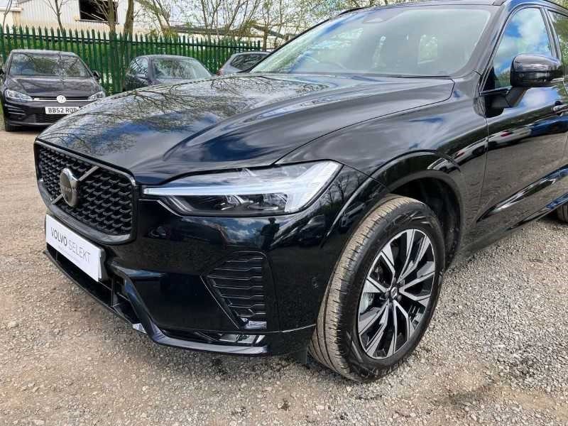 2023 (23) VOLVO XC60 2.0 B4P Plus Dark 5dr Geartronic 3409814