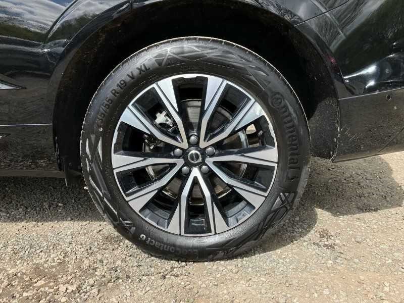 2023 (23) VOLVO XC60 2.0 B4P Plus Dark 5dr Geartronic 3409786