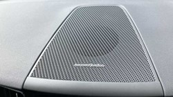 2023 (23) VOLVO XC60 2.0 B4P Plus Dark 5dr Geartronic 3409819