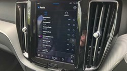 2023 (23) VOLVO XC60 2.0 B4P Plus Dark 5dr Geartronic 3409802