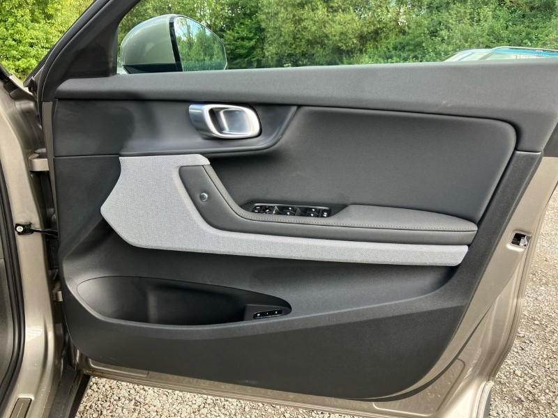 2022 (72) POLESTAR 2 170kW 78kWh Long Range Single motor 5dr Auto 3434399