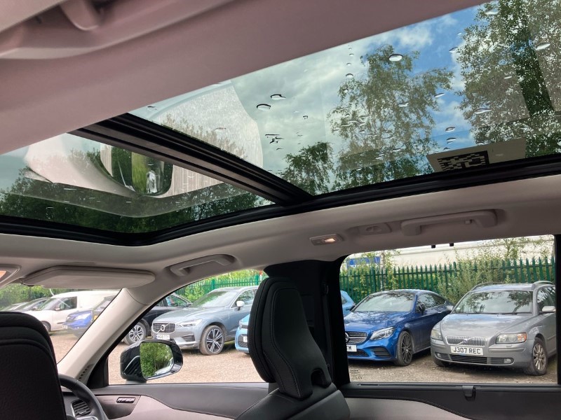 2023 (23) VOLVO XC90 2.0 B5D [235] Plus Dark 5dr AWD Geartronic 3338966