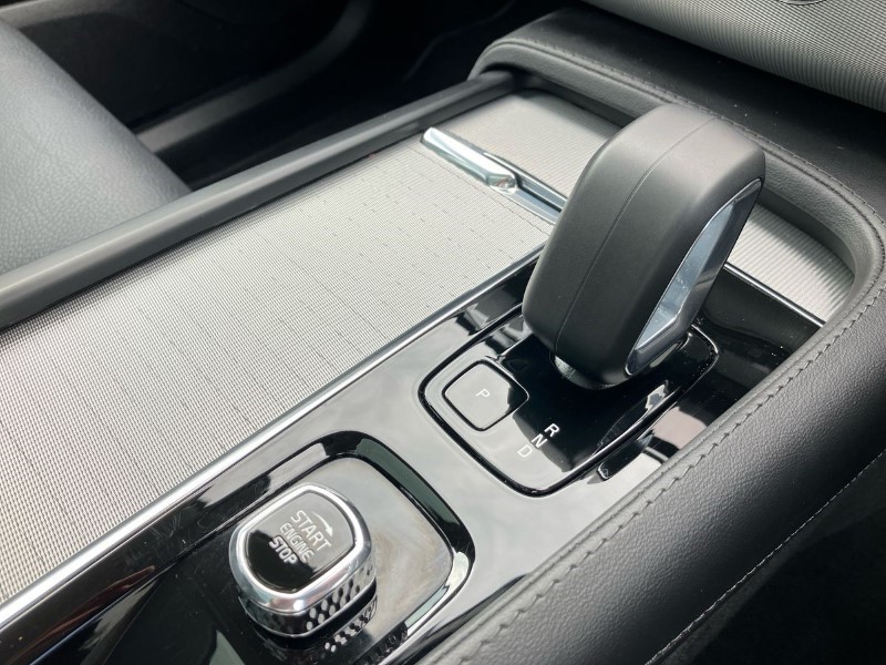 2023 (23) VOLVO XC90 2.0 B5D [235] Plus Dark 5dr AWD Geartronic 3338985