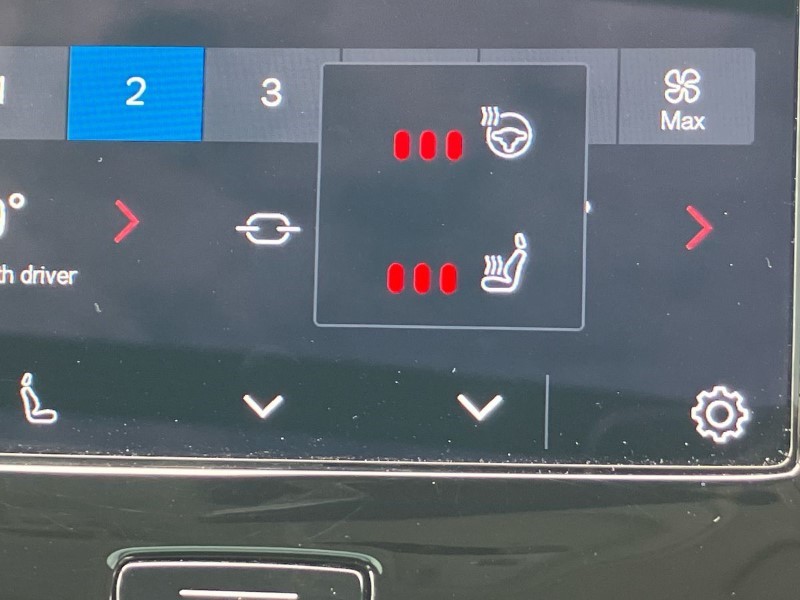 2023 (23) VOLVO XC90 2.0 B5D [235] Plus Dark 5dr AWD Geartronic 3338983