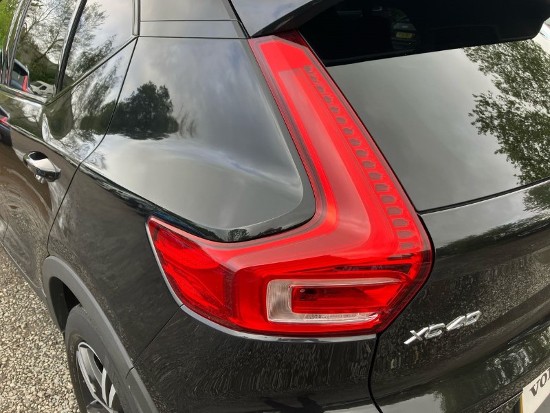 2020 (70) VOLVO XC40 1.5 T3 [163] R DESIGN 5dr 3439898